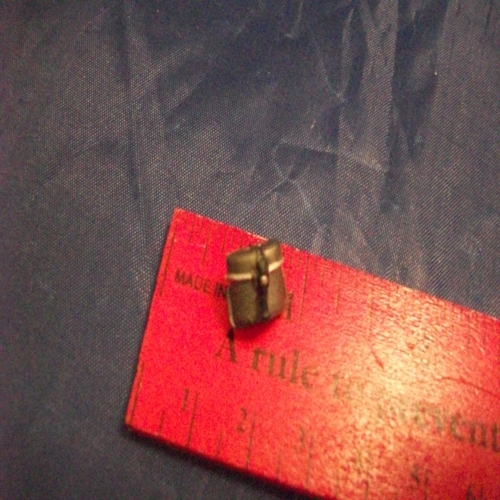 (image for) silver meal container