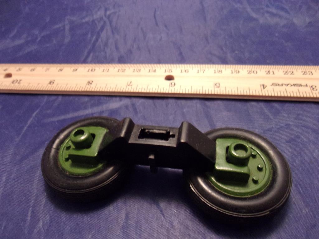 (image for) 1989 tmnt double barreled plunger gun part