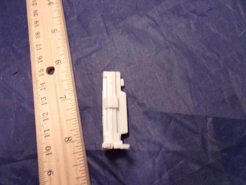 (image for) 1993 toybiz marvel superheroes captain america shield launcher