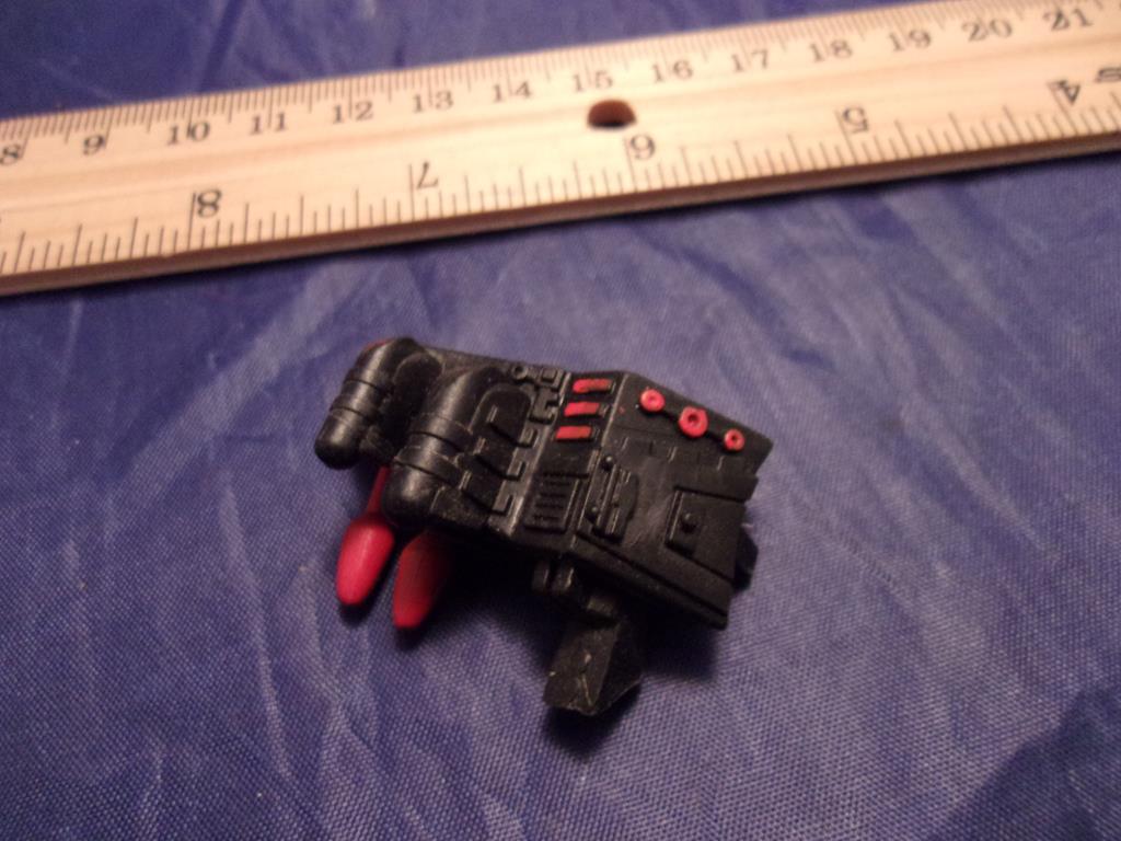 (image for) 1996 series 4 shadow hawk shoulder missiles