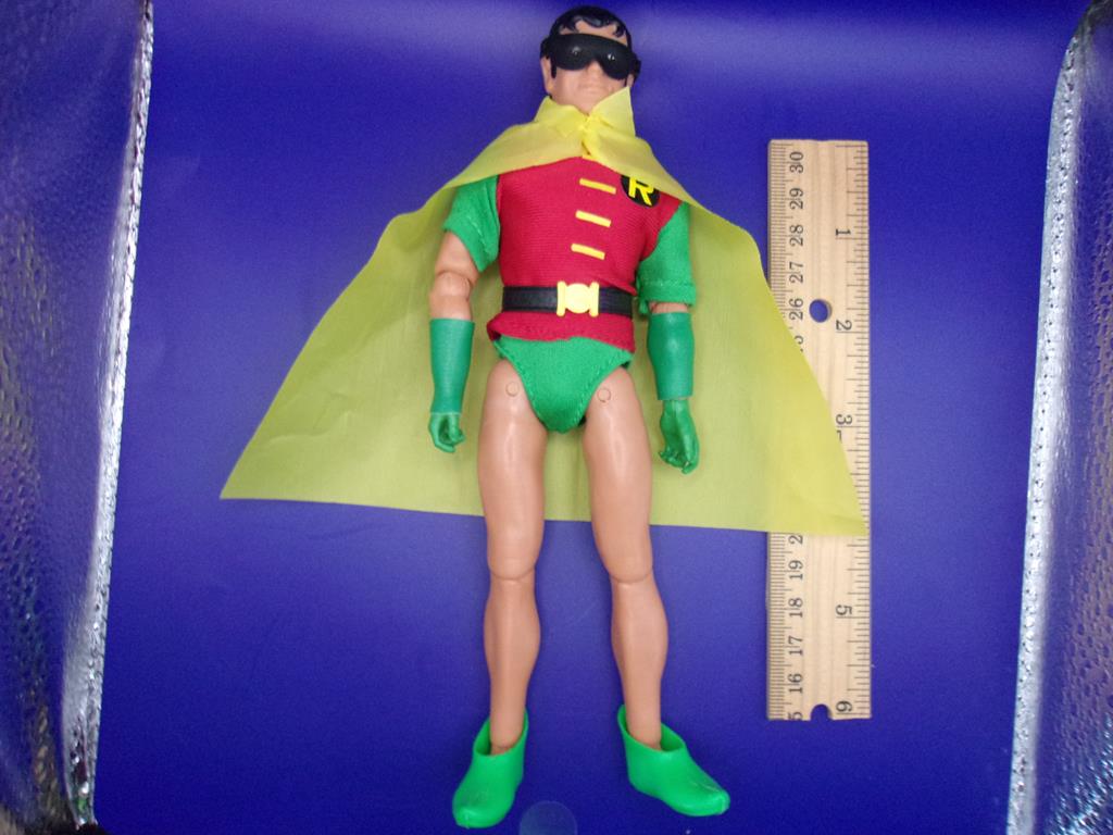 (image for) 8" 50th anniversary robin