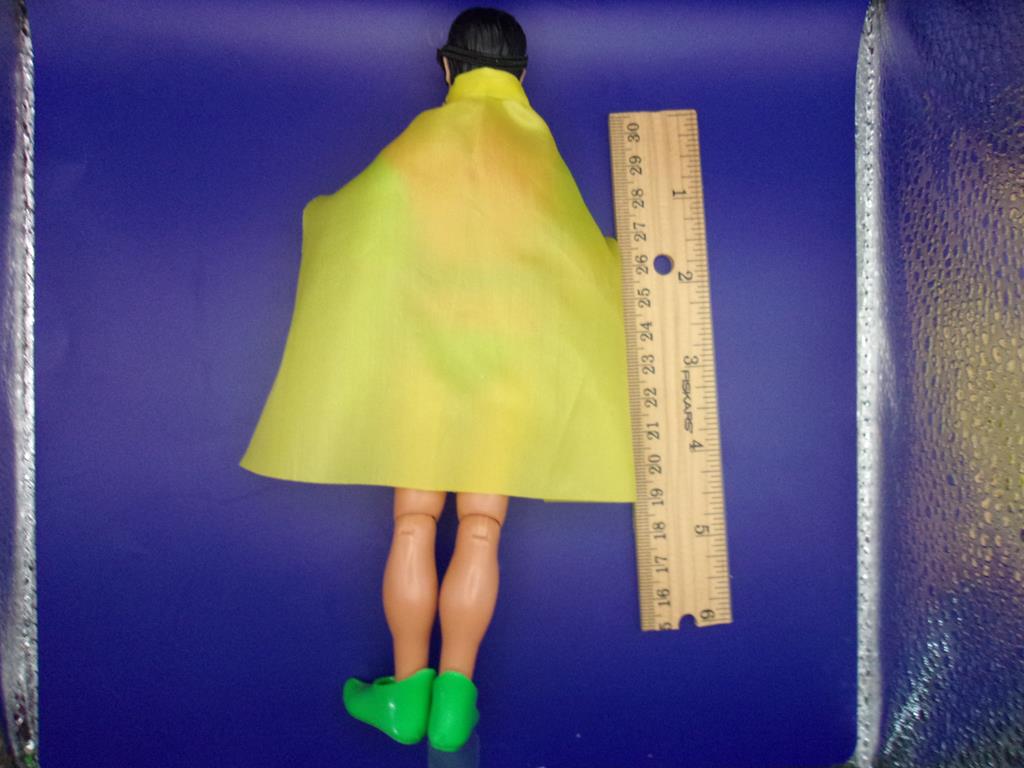 (image for) 8" 50th anniversary robin