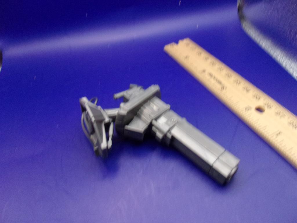 (image for) 2009 breaker v4 launcher w stand no missile