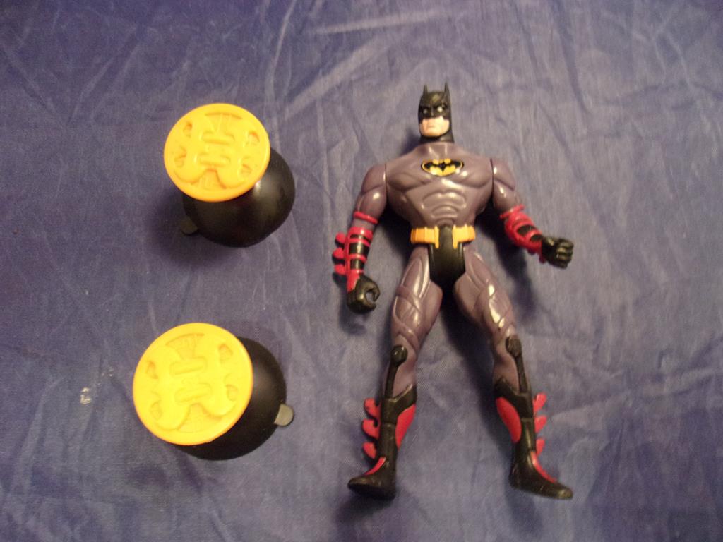 (image for) 1995 kenner batman forever deluxe attack wings batman incomplete