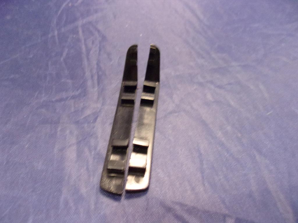 (image for) 1985 snowcat black fender set