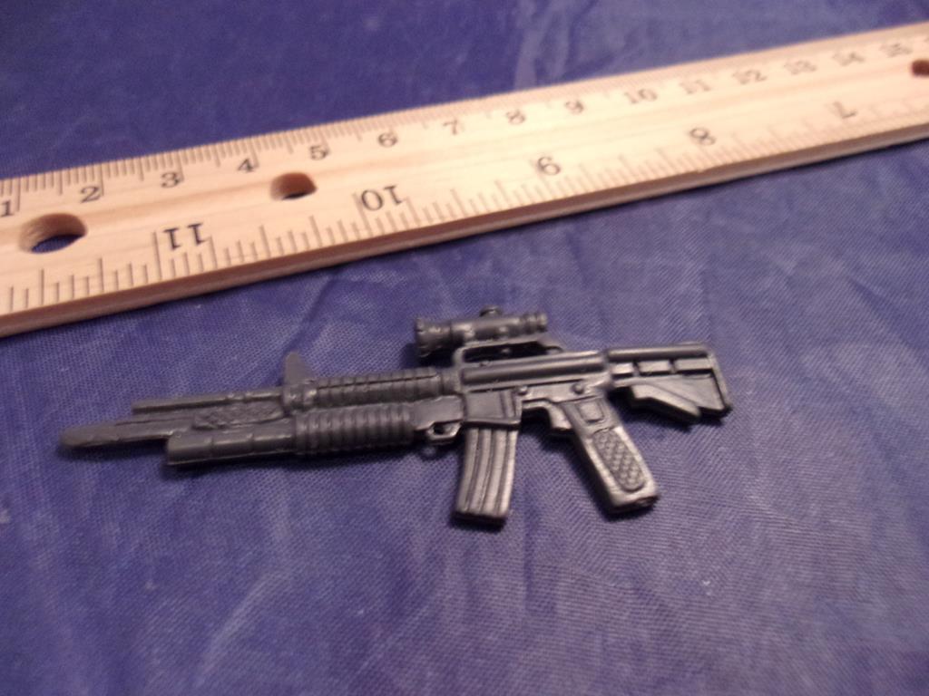 (image for) 1996 id4 independance day thomas whitmore rifle