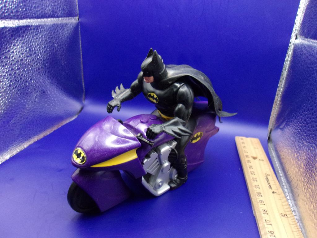 (image for) 1994 dc legends of batman batcycle