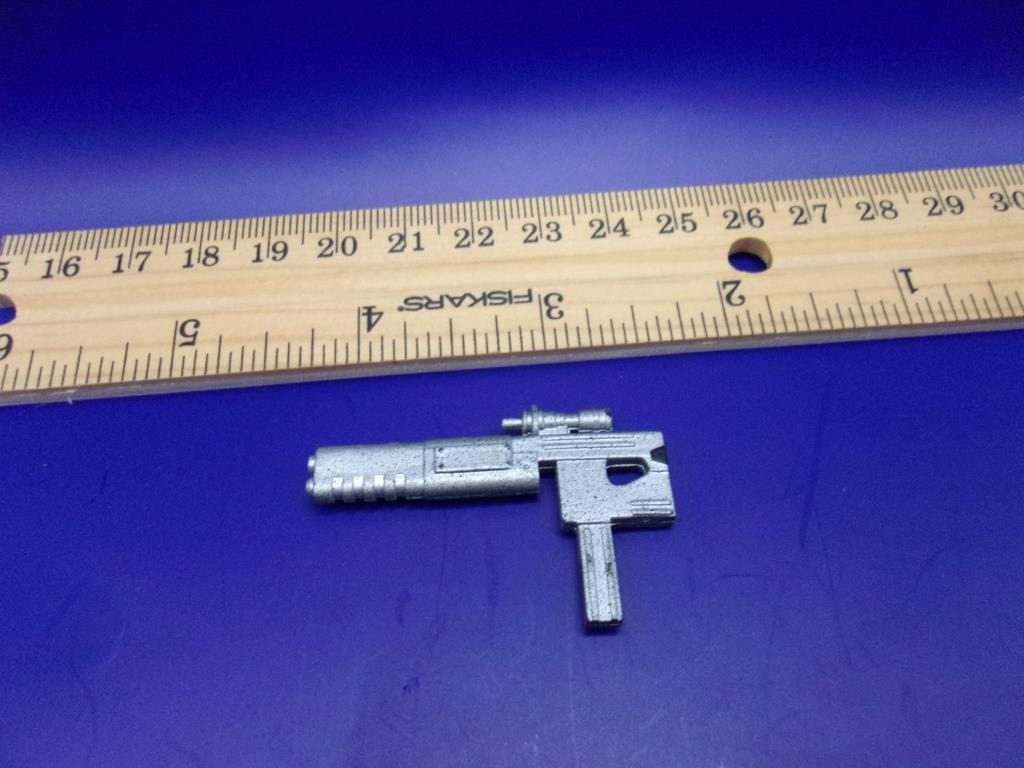 (image for) 1997 spawn movie jessica priest gun