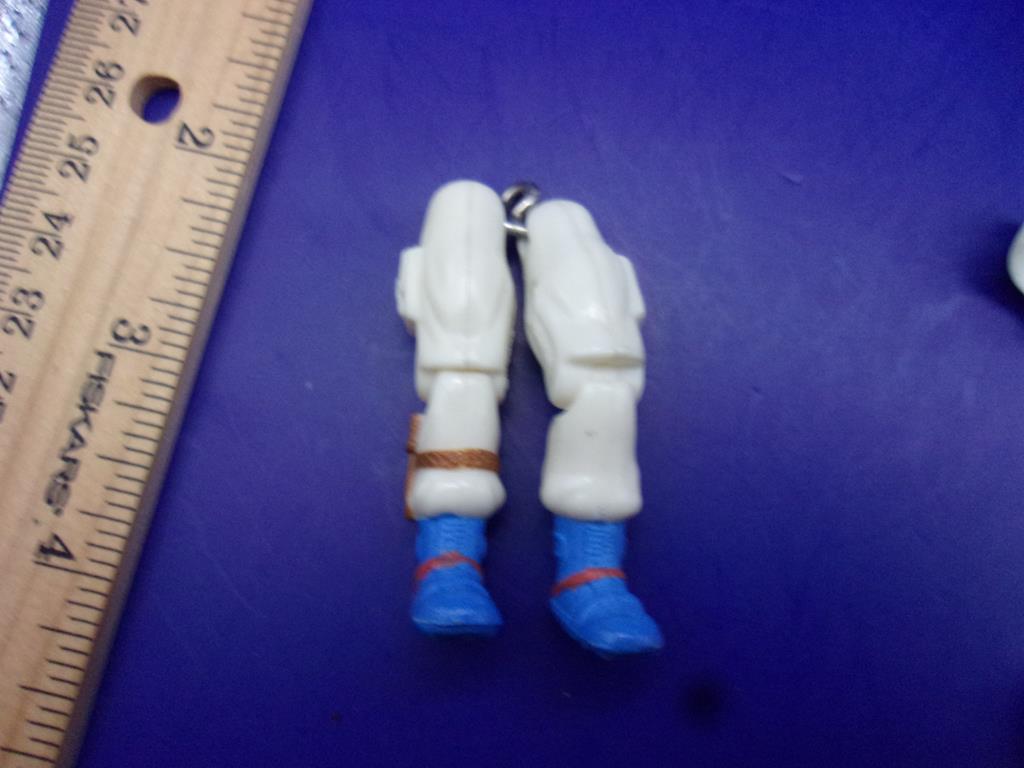 (image for) 1990 corps avalanche leg set with t hook