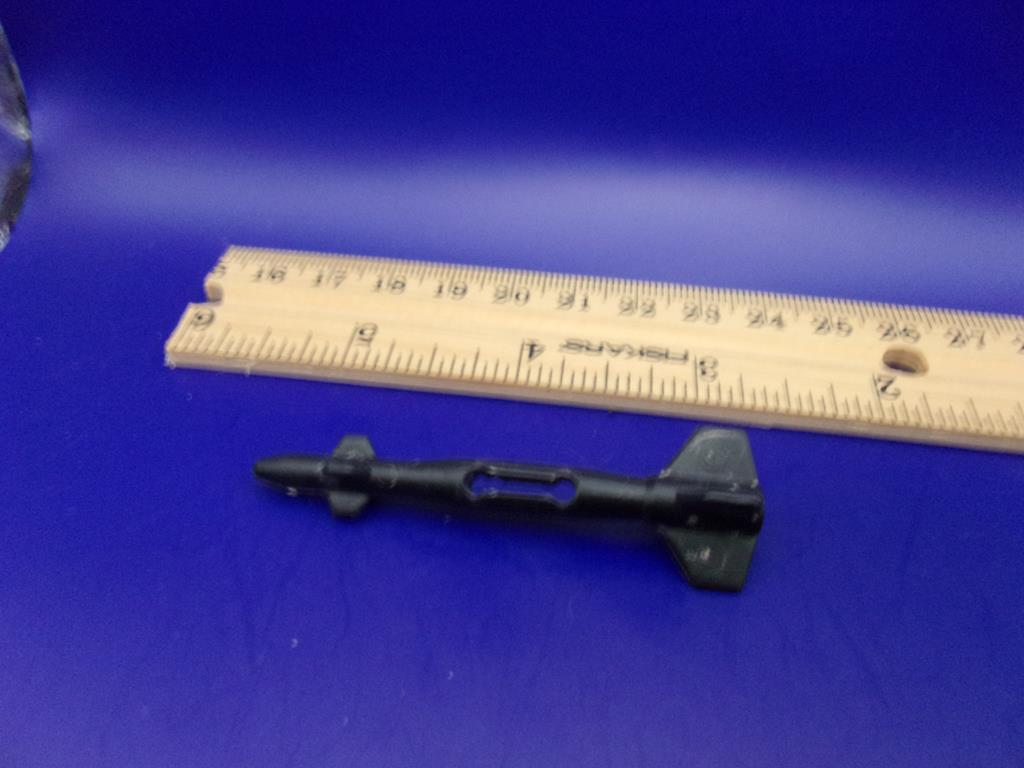 (image for) hasbro flying fighters black missile damaged