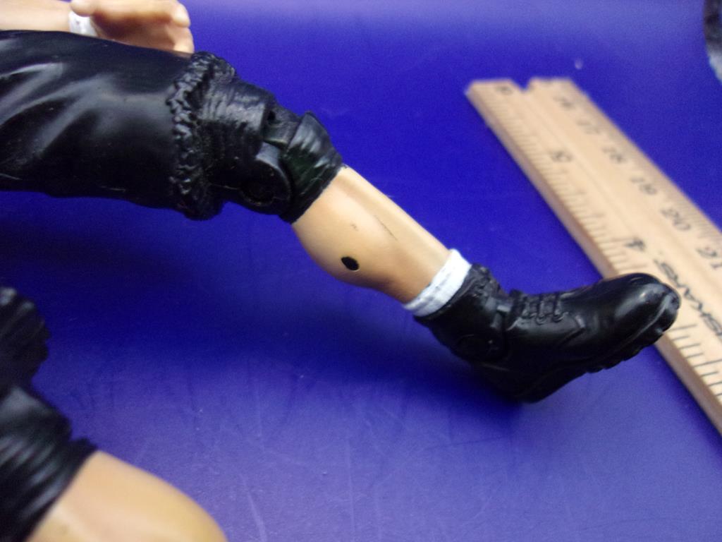 (image for) 2001 wcw nwo unleashed billy kidman figure