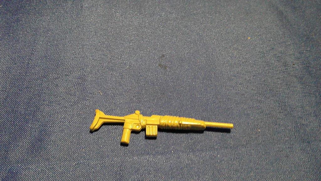 (image for) 1985 tan recondo rifle accessory pack