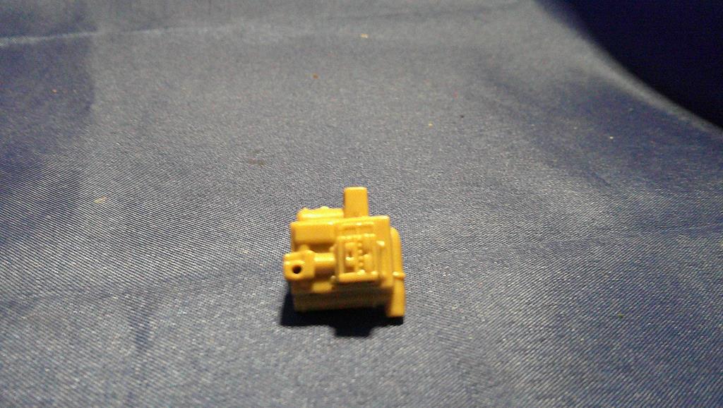 (image for) 1983 tan flash backpack accessory pack