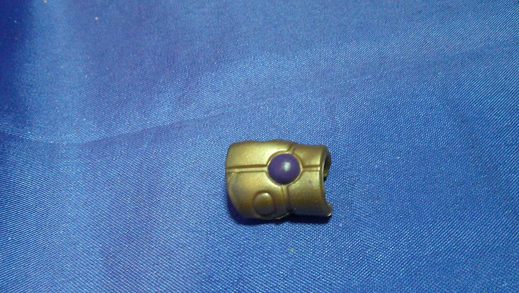 (image for) 1991 kenner mummies alive fighting arman gauntlet