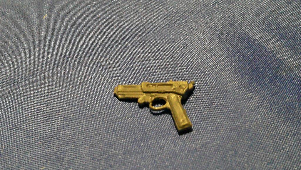 (image for) 1986 accessory pack grey dr mindbender pistol