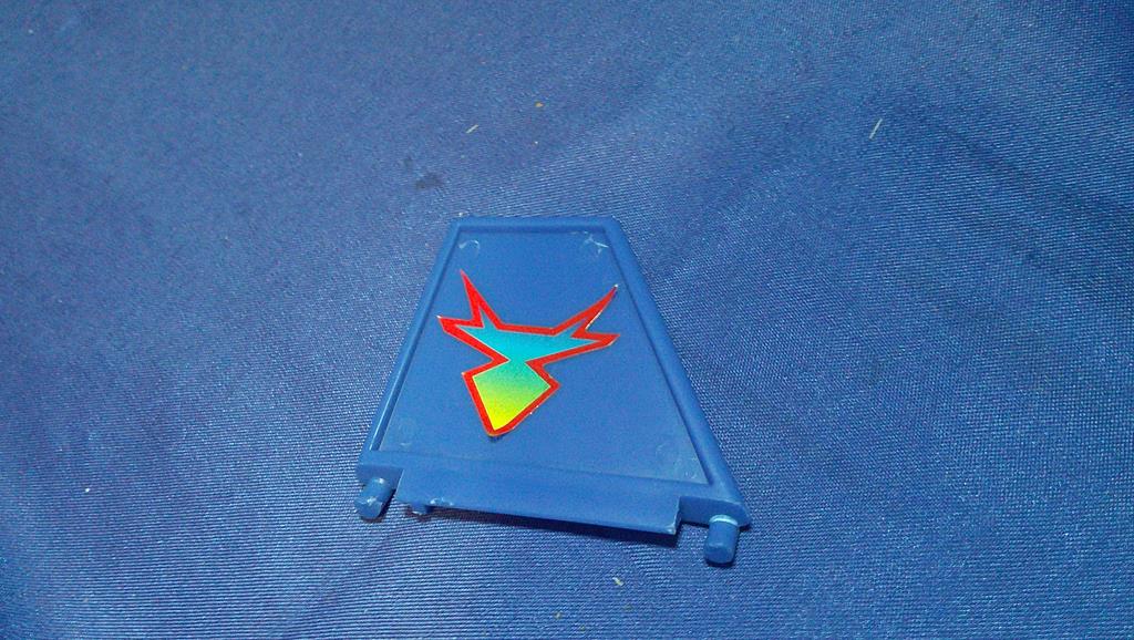(image for) 1994 zbots fang fighter tail piece