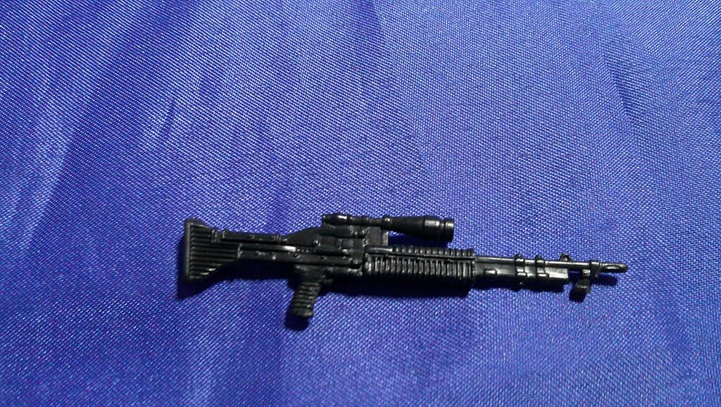 (image for) 2009 tunnel rat v10 gun