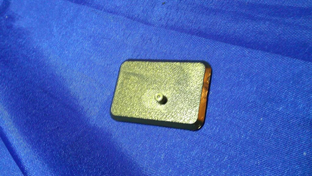 (image for) vintage gold stand