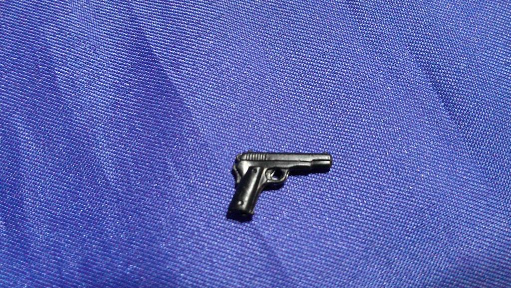 (image for) 2003 beachhead v5 pistol