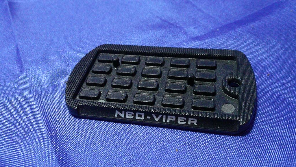 (image for) 2009 neoviper stand