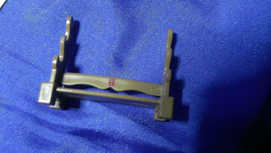 (image for) 2009 snake eyes v49 sword stand