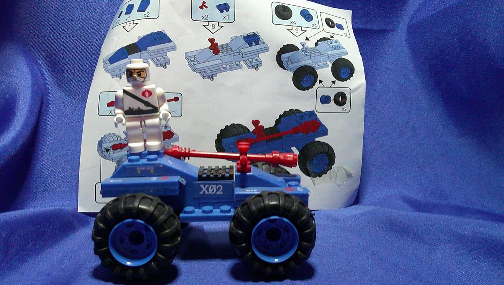 (image for) 2020 gi joe ferret with driver and blueprints