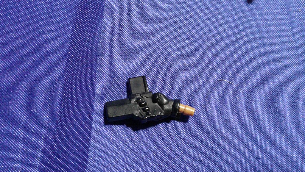 (image for) 2012 roadblock v21 right hand grip