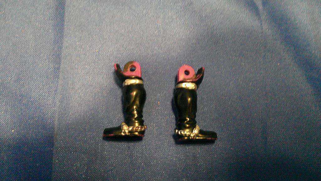 (image for) 1986 dr mindbender lower leg set