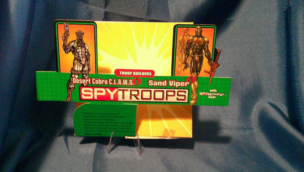 (image for) 2004 spytroops desert claws and sand viper filecard set