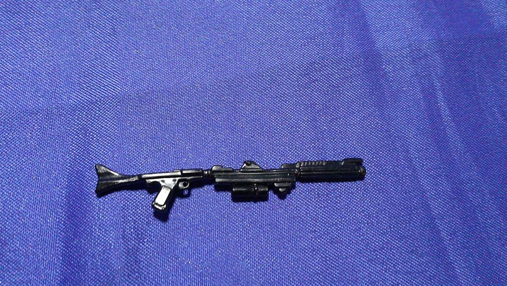 (image for) 2013 star wars clone wars trooper rifle