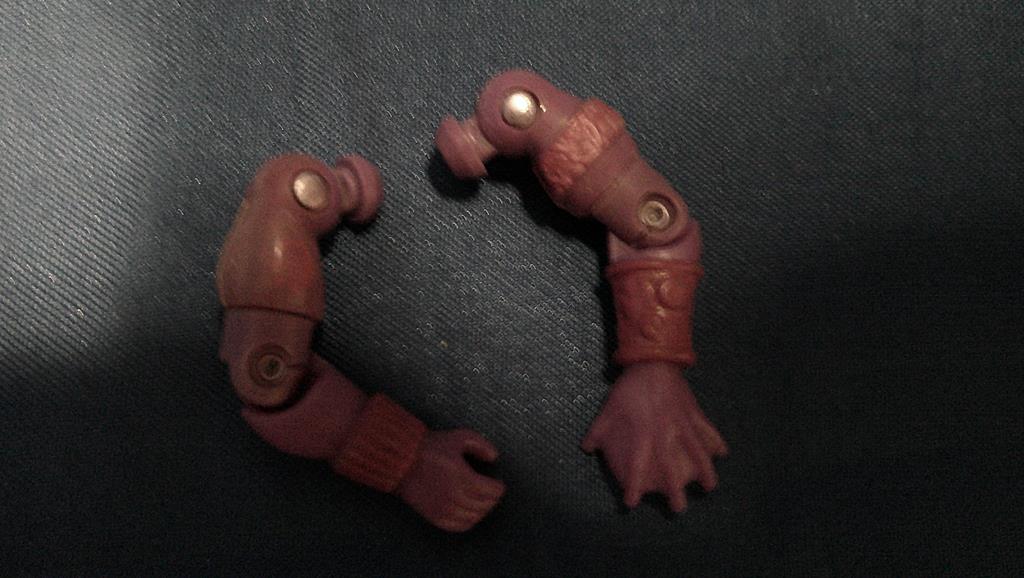 (image for) 1988 hydroviper arm set (cracked)